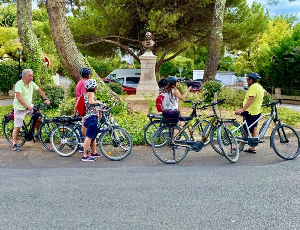 visite privative de la ville d'hiver à vélo électrqiue